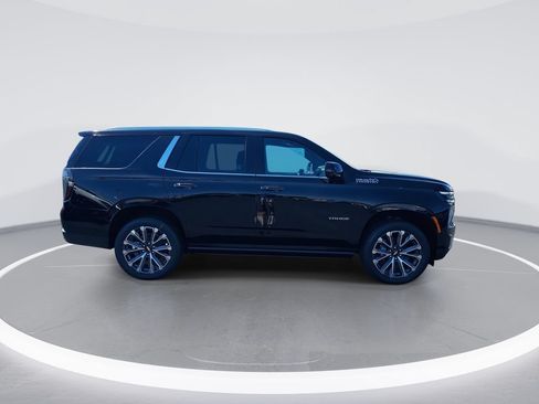 New 2026 Chevrolet Tahoe High Country AWD/4WD image 9