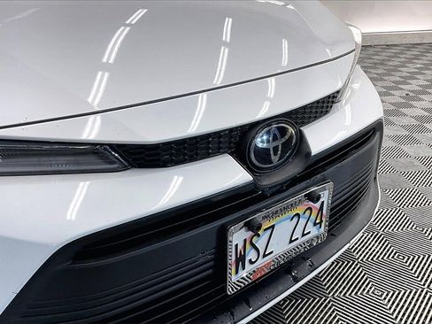 Used 2023 Toyota Corolla LE image 29