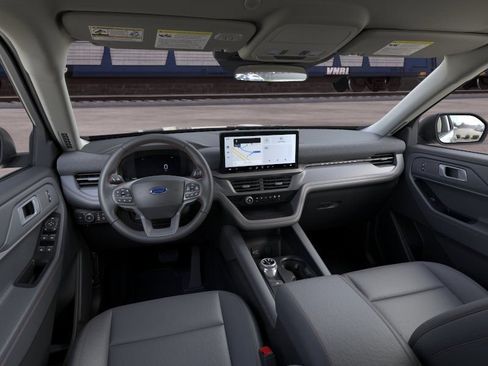 New 2026 Ford Explorer Active w/ Active Comfort Package RWD image 9