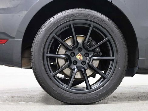 Used 2020 Porsche Macan AWD/4WD image 38