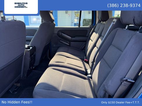 Used 2010 Ford Explorer XLT image 11