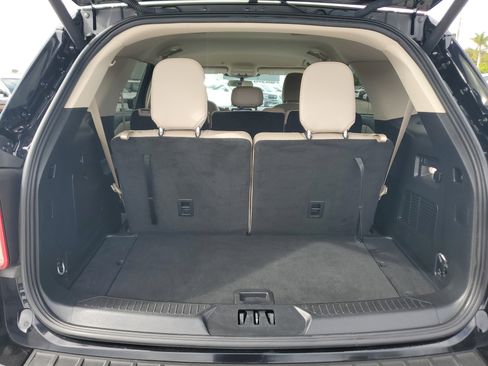 Certified 2024 Ford Explorer XLT w/ Equipment Group 202A image 11