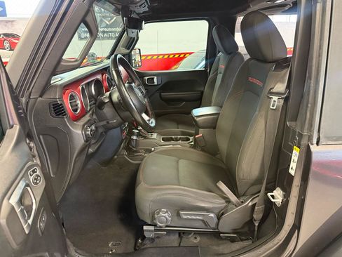 Used 2018 Jeep Wrangler Rubicon AWD/4WD image 30