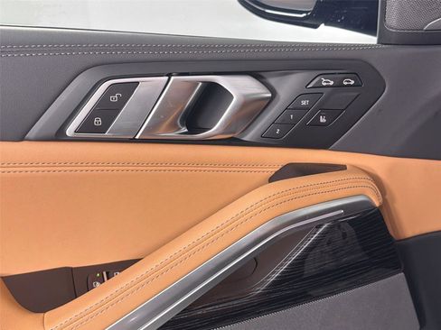 New 2026 BMW X6 xDrive40i AWD/4WD image 17