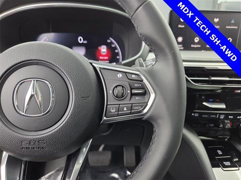 Used 2024 Acura MDX SH-AWD w/ Technology Package image 42