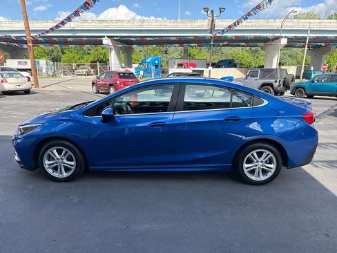 Used 2016 Chevrolet Cruze LT w/ RS Package FWD image 7