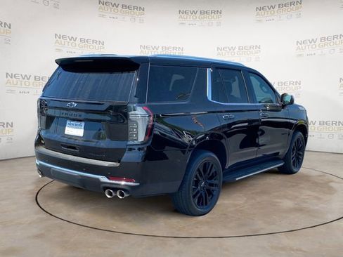 Used 2025 Chevrolet Tahoe Premier AWD/4WD image 5
