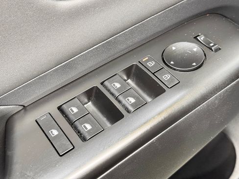 Used 2024 Hyundai Kona Limited FWD image 8