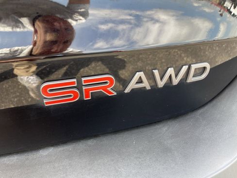 Used 2025 Nissan Kicks SR AWD/4WD image 30