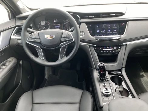 New 2025 Cadillac XT5 Premium Luxury image 10