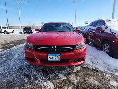 Used 2015 Dodge Charger SE w/ Popular Equipment Group image 2