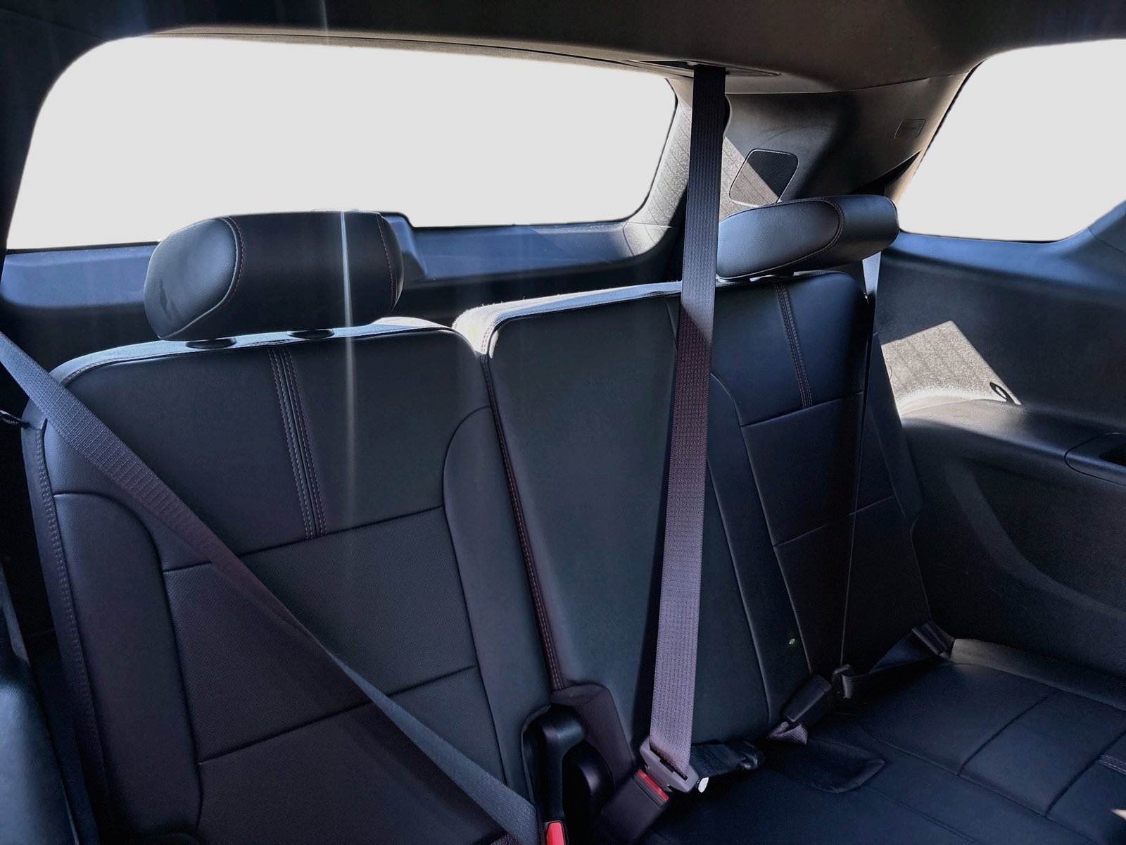Used 2023 Chevrolet Traverse RS FWD image 27