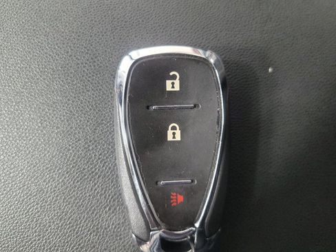 Used 2022 Chevrolet Equinox LT FWD image 32