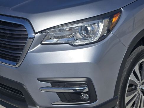 Used 2022 Subaru Ascent Limited w/ Technology Package image 9