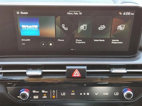 New 2026 Kia Sportage EX image 13