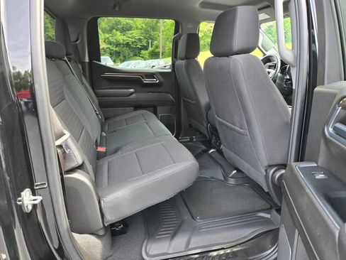 Used 2023 Chevrolet Silverado 1500 LT w/ Safety Package AWD/4WD image 20