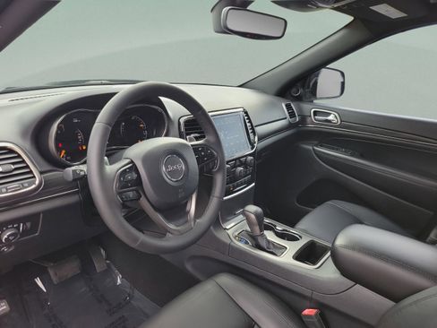 Used 2020 Jeep Grand Cherokee Limited X image 7