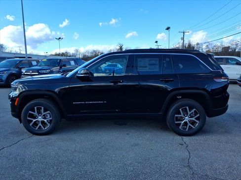 New 2025 Jeep Grand Cherokee Limited image 7