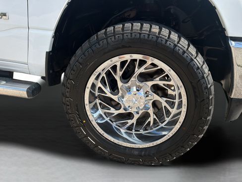 Used 2020 RAM 1500 Big Horn AWD/4WD image 9