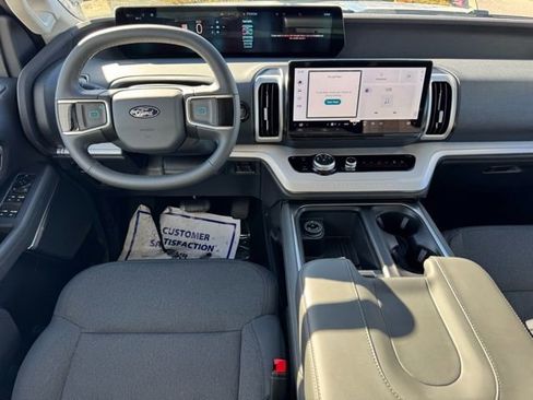 New 2026 Ford Expedition Max Active image 18