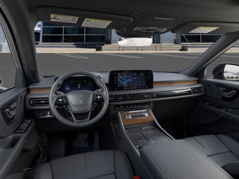 New 2026 Lincoln Aviator Reserve w/ Jet Appearance Package image 9
