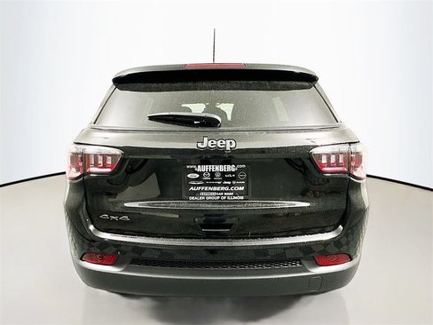 New 2026 Jeep Compass Latitude AWD/4WD image 8