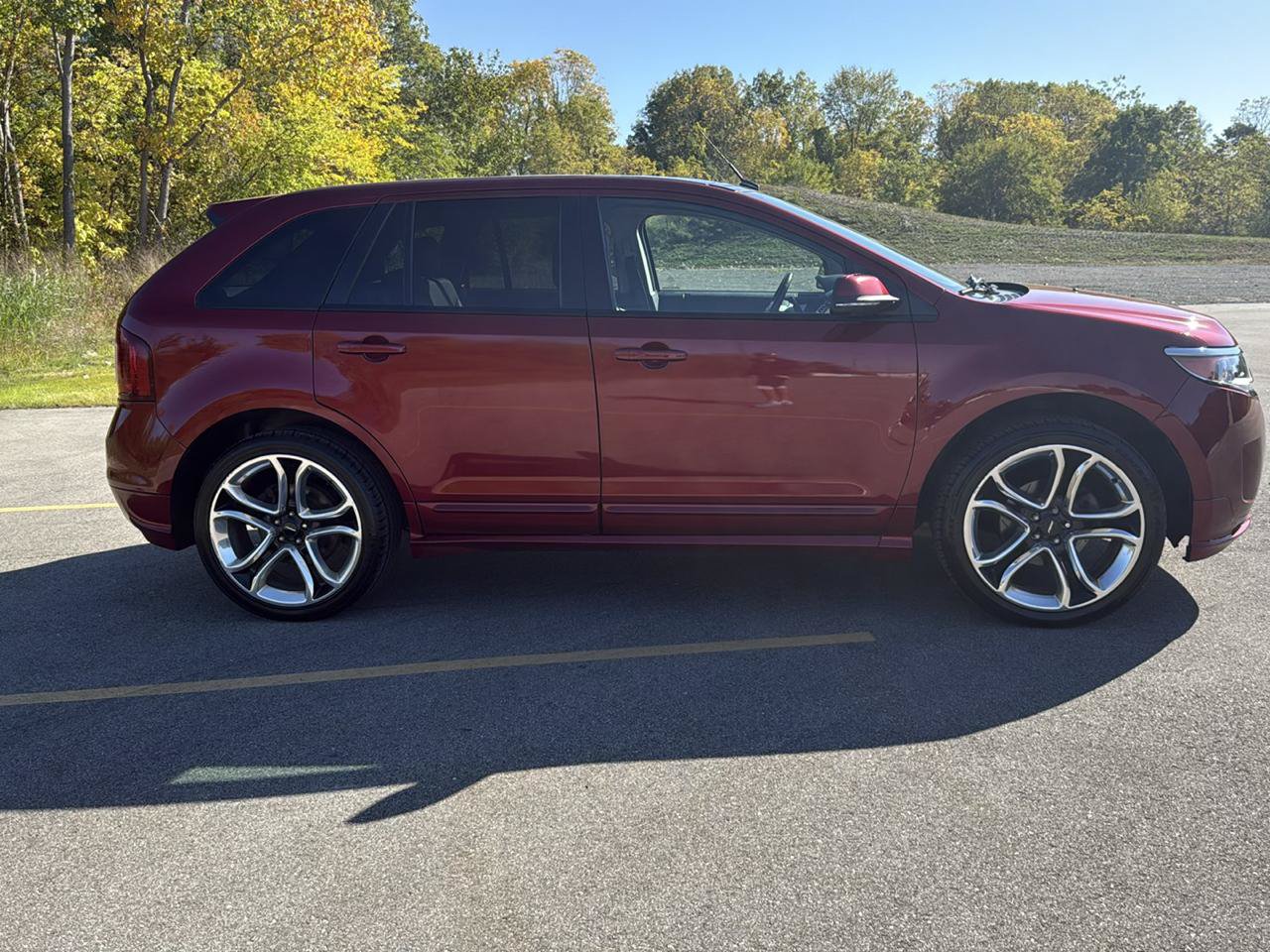 Used 2014 Ford Edge Sport w/ Driver Entry Package AWD/4WD image 4