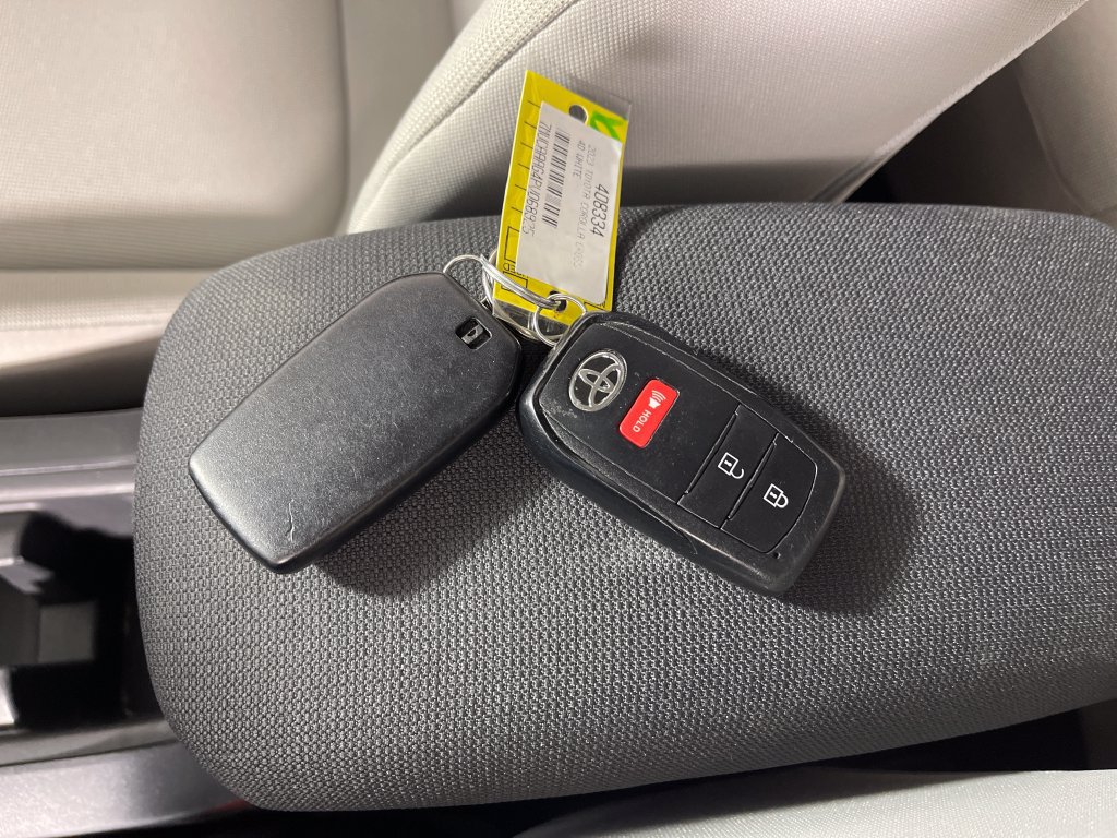 Used 2023 Toyota Corolla Cross LE w/ Black Badges Package (TMS) FWD image 26
