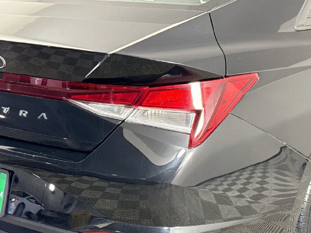 Used 2023 Hyundai Elantra SEL w/ Cargo Package FWD image 33