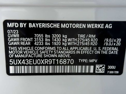 Used 2024 BMW X5 xDrive50e image 30