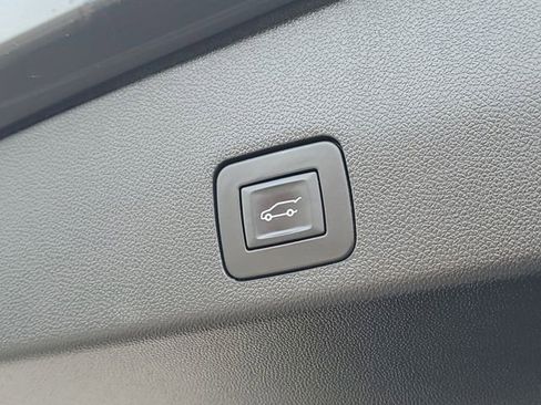 Used 2023 Buick Encore GX Essence w/ Experience Buick Package AWD/4WD image 38