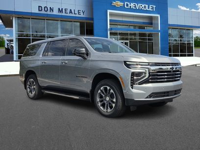 New 2026 Chevrolet Suburban LT w/ Comfort Package