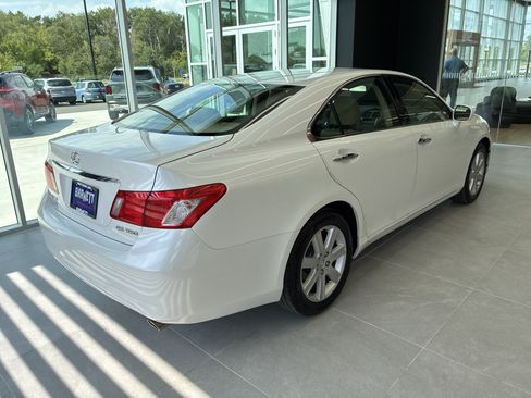 Used 2009 Lexus ES 350 FWD image 3