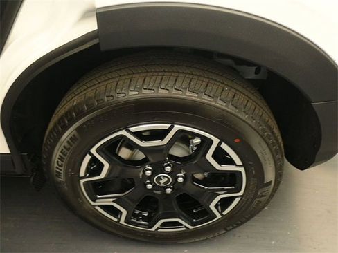 New 2025 Ford Bronco Sport Outer Banks w/ Outer Banks Tech Package+ image 9