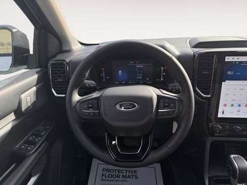 New 2025 Ford Ranger XLT w/ Chrome Accent Package image 19