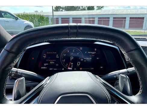Used 2021 Chevrolet Corvette Stingray Premium Cpe w/ Z51 Performance Package RWD image 21