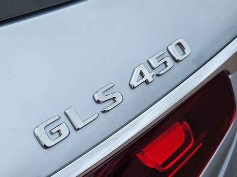 Used 2026 Mercedes-Benz GLS 450 GLS 450 image 11