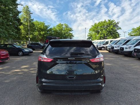 Used 2022 Ford Edge SE w/ Black Appearance Package AWD/4WD image 6