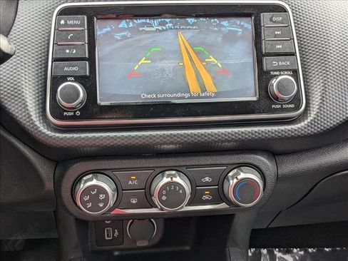 Used 2023 Nissan Kicks S image 14