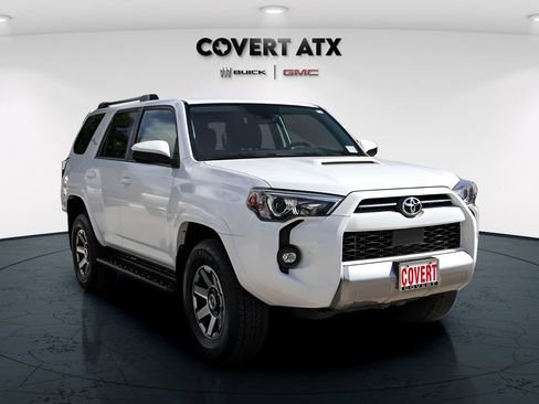 Used 2021 Toyota 4Runner TRD Off-Road AWD/4WD image 9