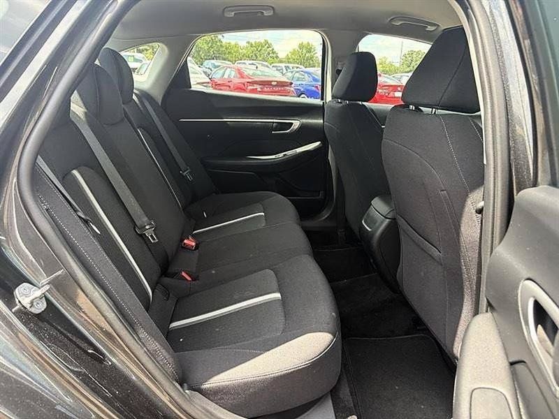 Used 2025 Hyundai Sonata SE FWD image 39