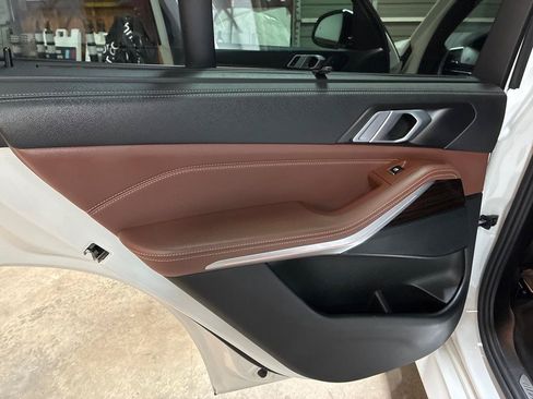 Used 2020 BMW X5 xDrive40i w/ M Sport Package AWD/4WD image 25