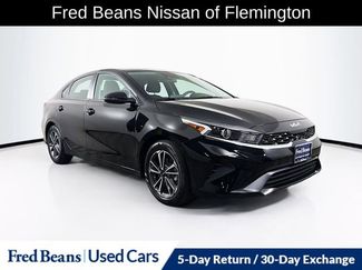 Used 2023 Kia Forte LXS w/ LXS Technology Package video 1