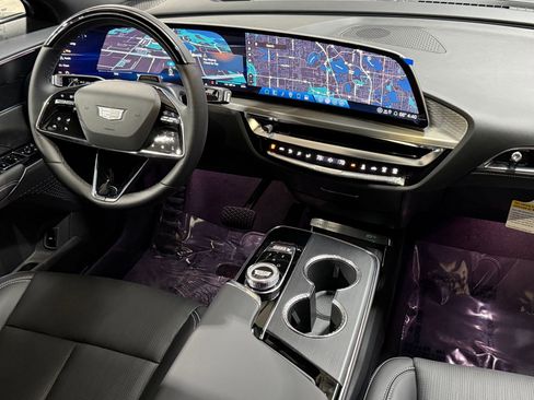 New 2026 Cadillac Lyriq Sport AWD/4WD image 4