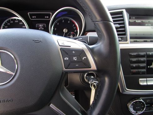 Used 2014 Mercedes-Benz ML 550 4MATIC image 11