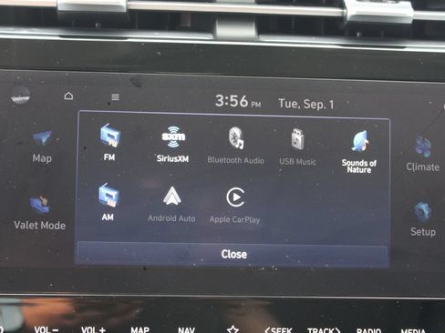 Used 2024 Hyundai Tucson Limited AWD/4WD image 33