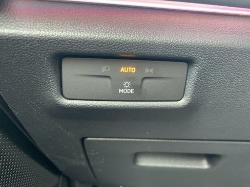 New 2026 Volkswagen Tiguan SE AWD/4WD image 35