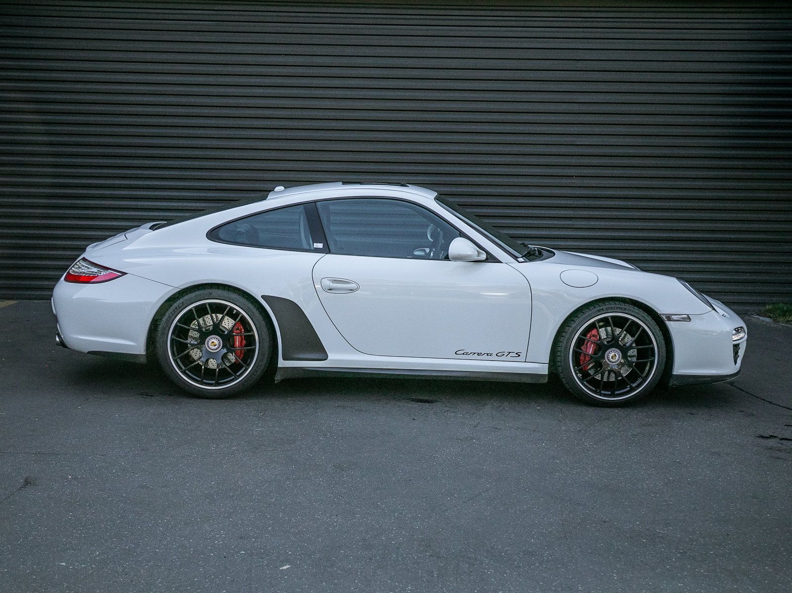 Used 2011 Porsche 911 Carrera GTS RWD image 8