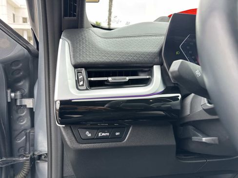 Used 2025 BMW X2 xDrive28i image 30