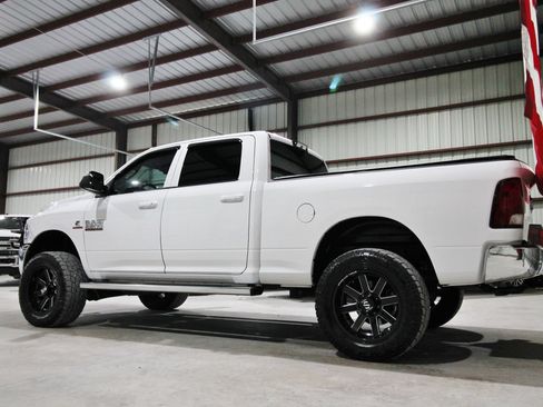 Used 2018 RAM 2500 Tradesman w/ Chrome Appearance Group AWD/4WD image 7